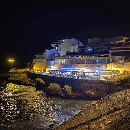 Atico Con Vistas Al Mar En El Centro De La Caleta أذيخي