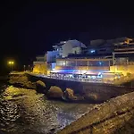Atico Con Vistas Al Mar En El Centro De La Caleta *