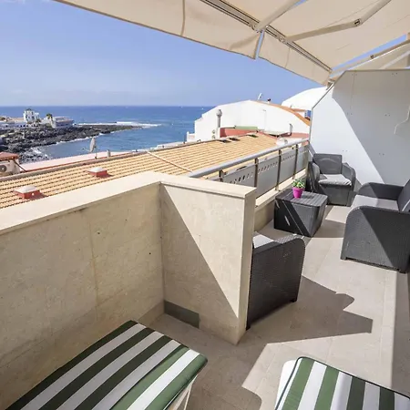 Atico Con Vistas Al Mar En El Centro De La Caleta