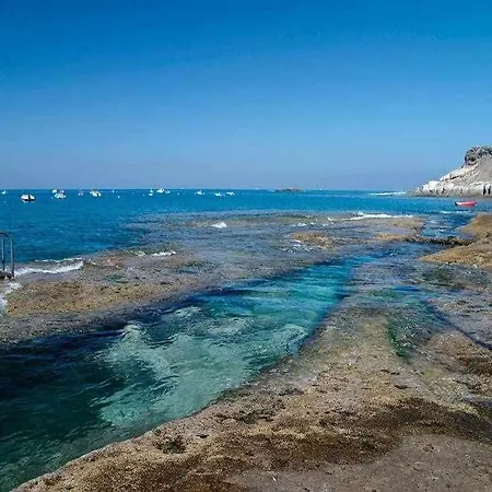 Διαμέρισμα Atico Con Vistas Al Mar En El Centro De La Caleta *